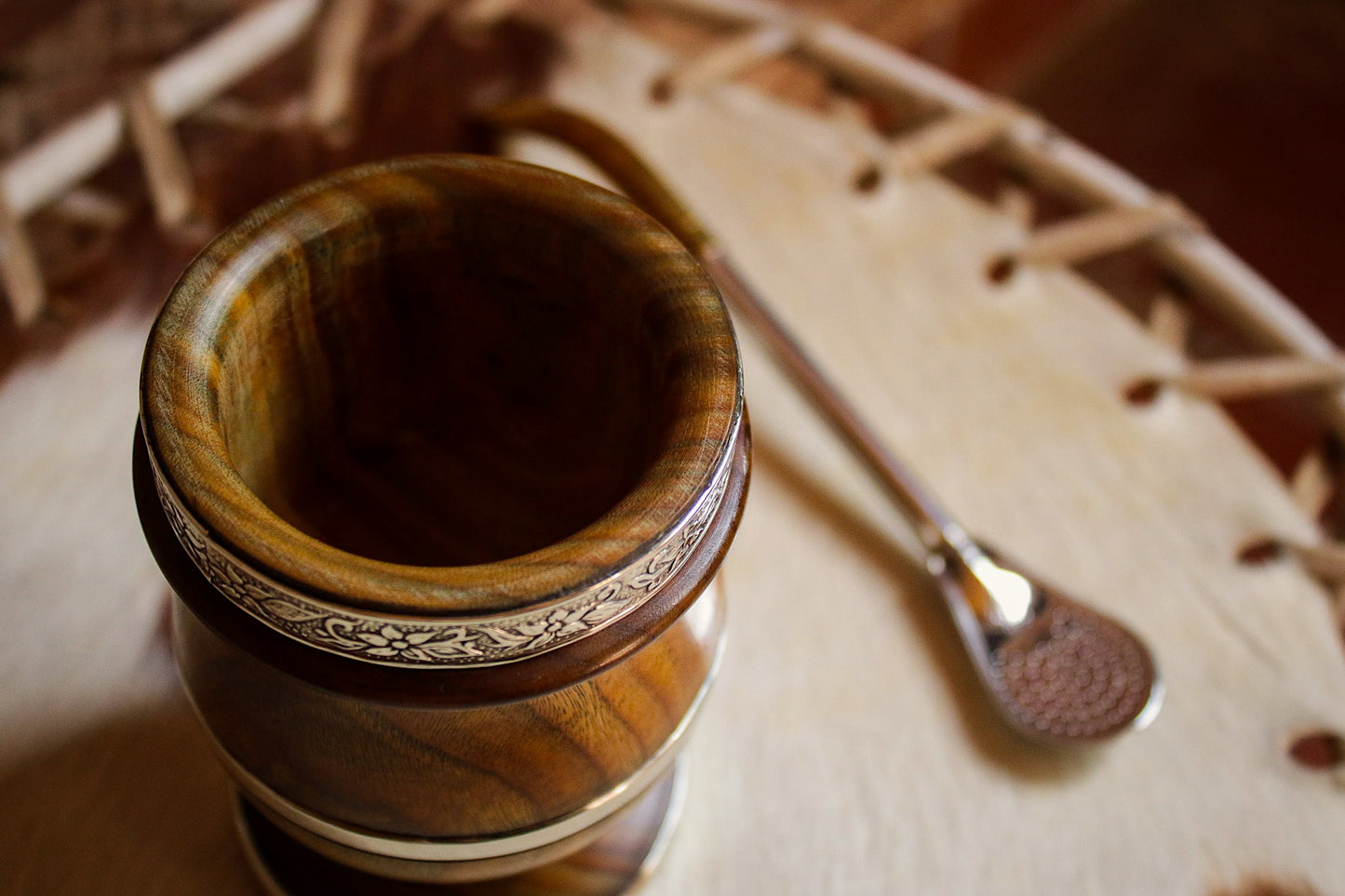 Mate de Palo Santo y Alpaca con Bombilla