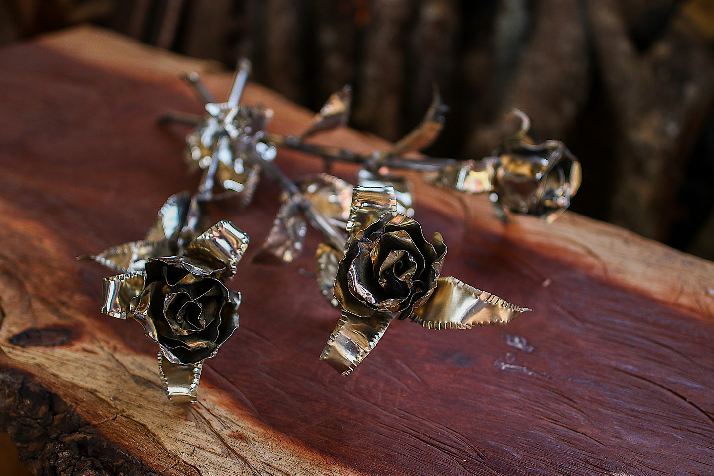 Rosas Grandes de Alpaca en Caja de Madera