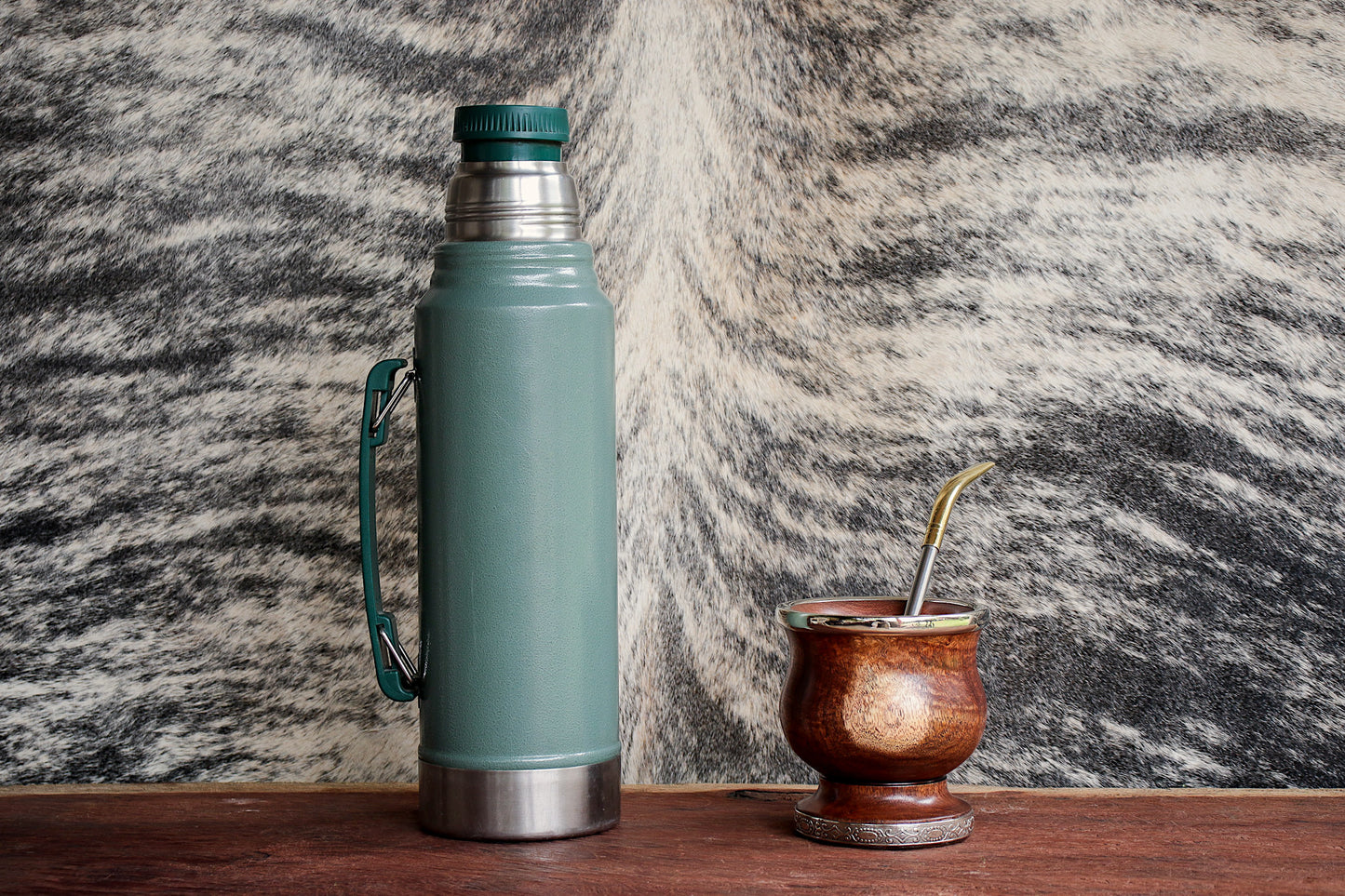 Mate de Algarrobo y Alpaca con Bombilla