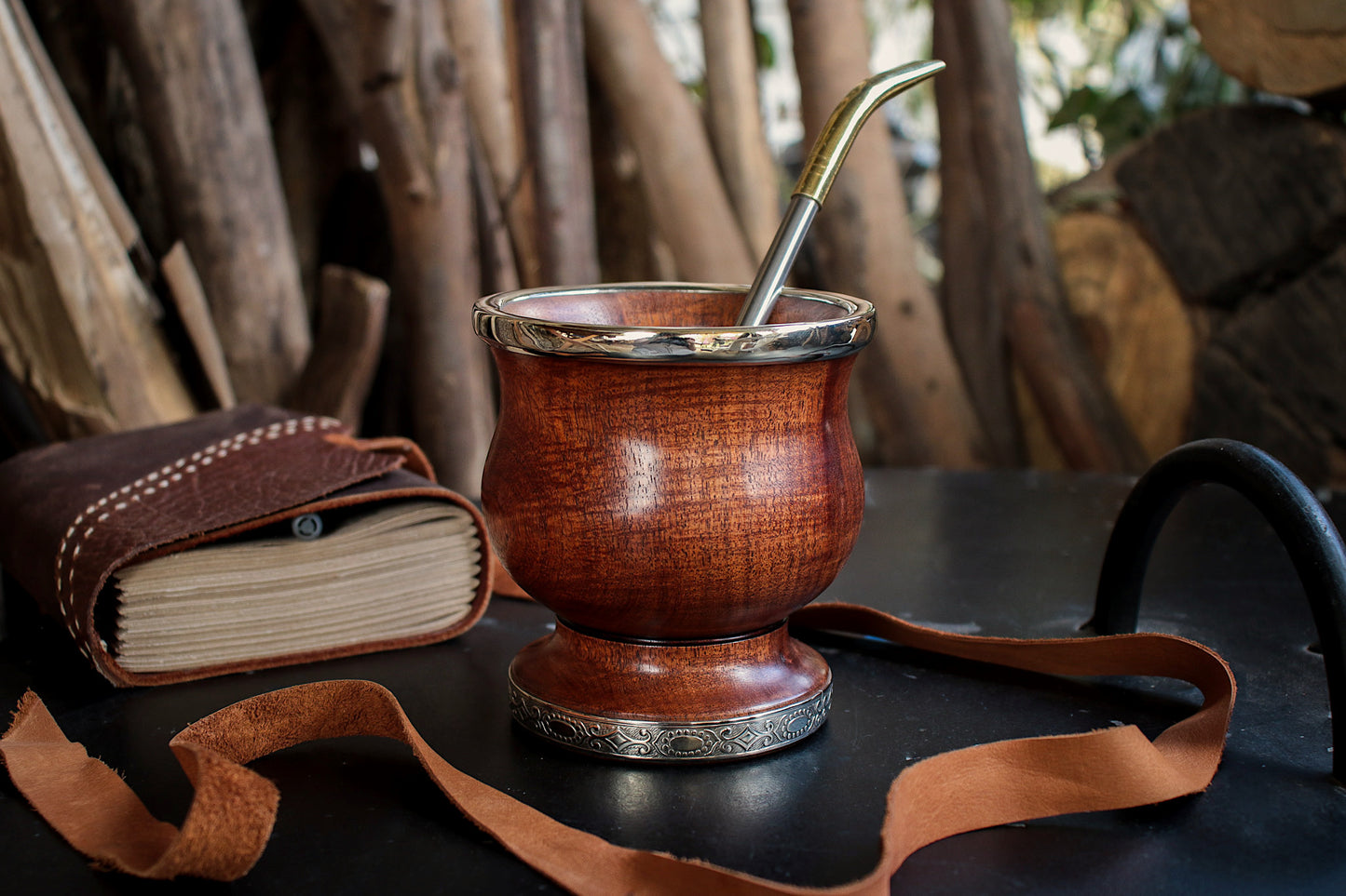 Mate de Algarrobo y Alpaca con Bombilla