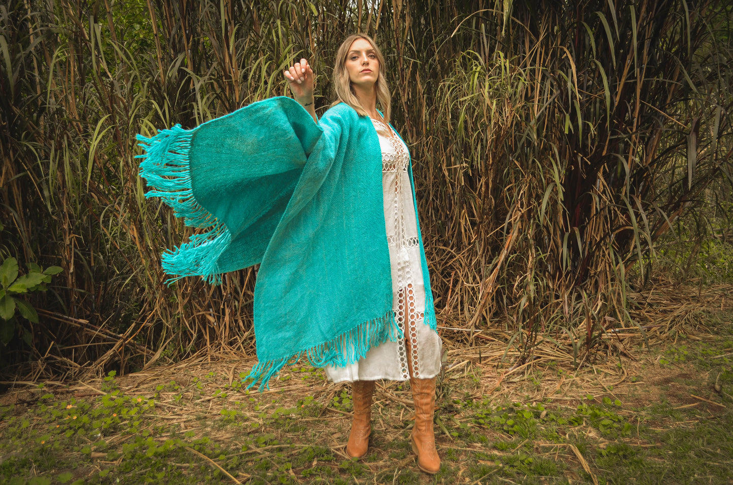 Ruana "Aymara" Hilos de Llama Baby