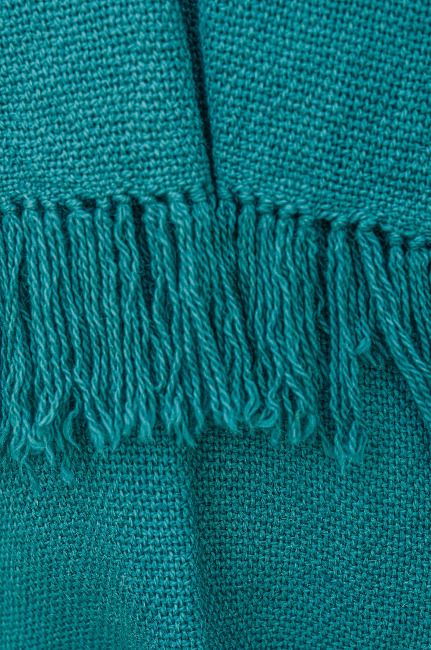 Ruana ITAQUÍ llama Threads on Loom