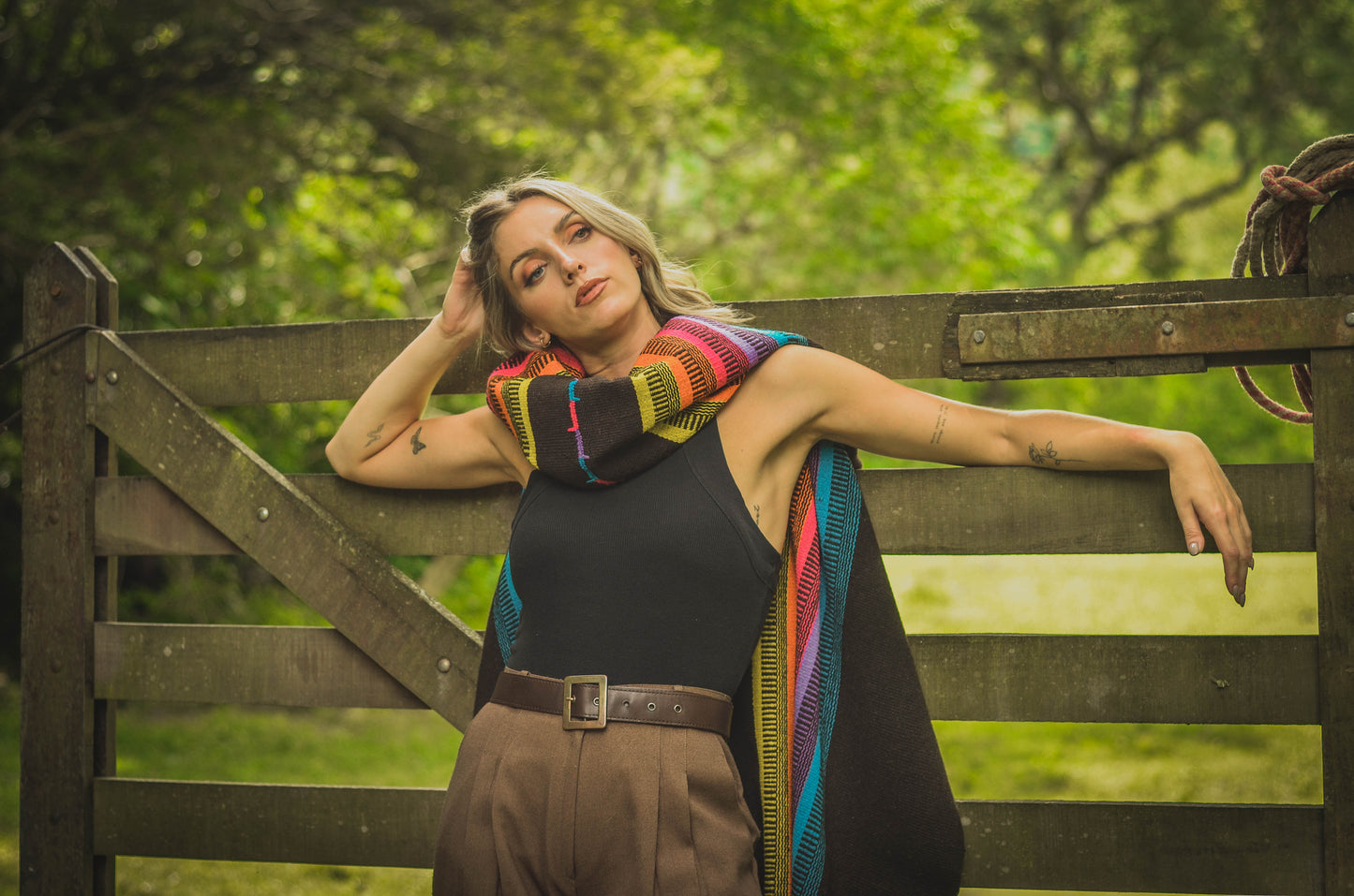 Poncho "La Bernadette" Creole Loom