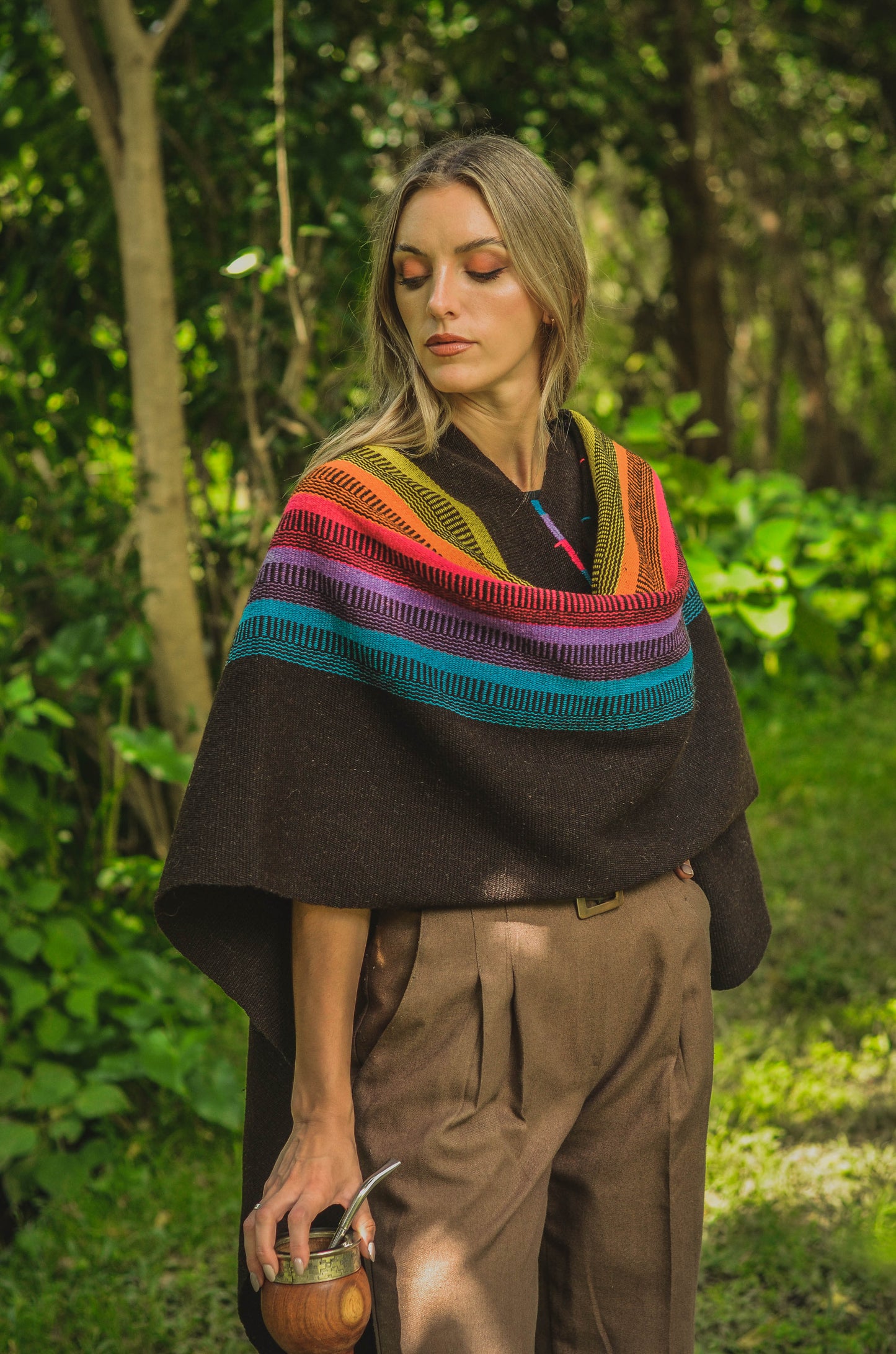 Poncho "La Bernadette" Creole Loom