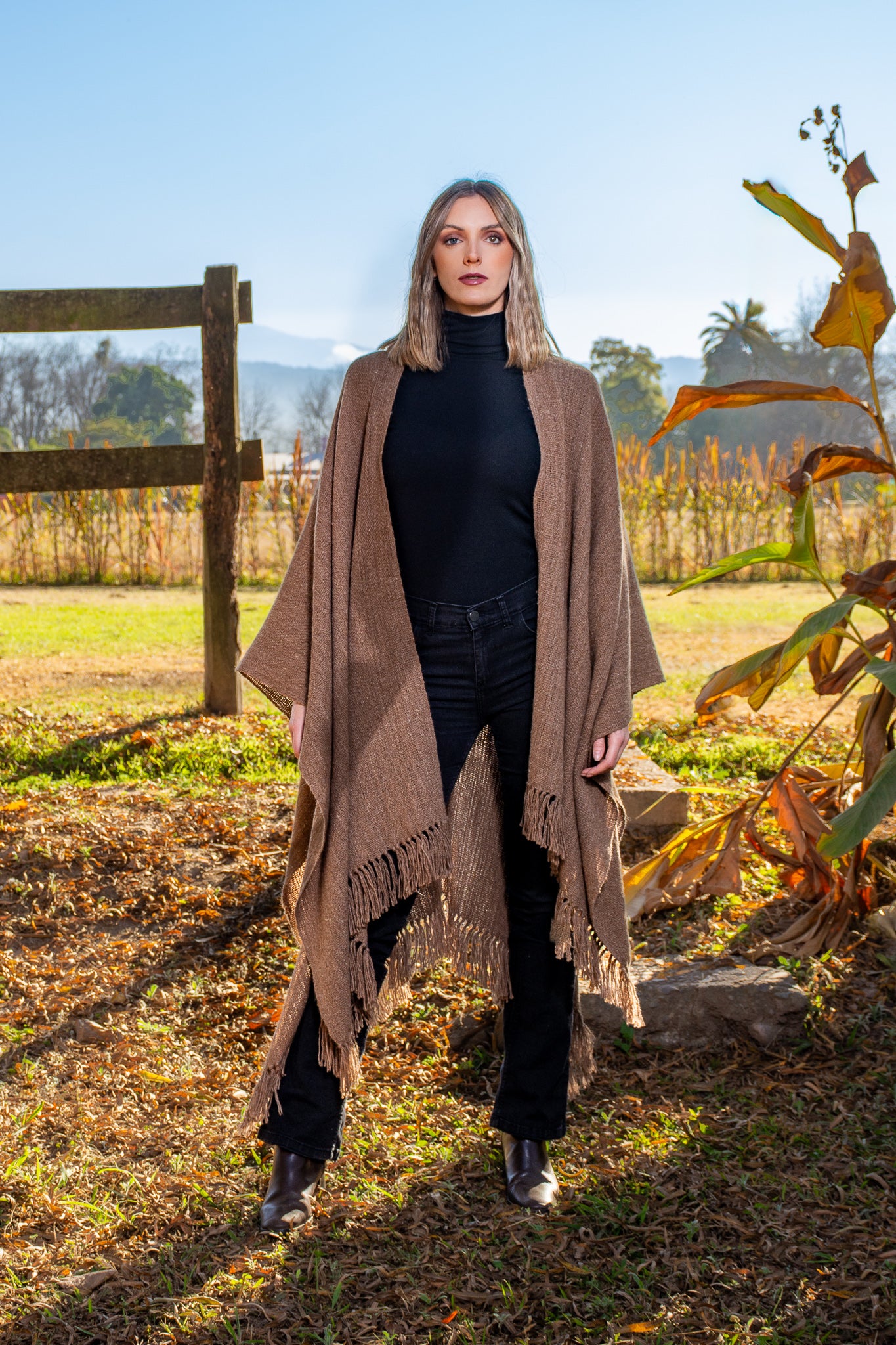 SANTA CRUZ Cloak Llama Threads on Loom