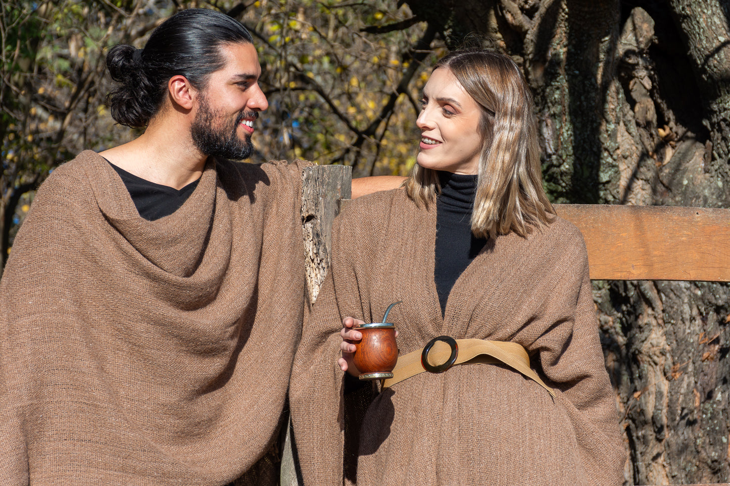 SANTA CRUZ Cloak Llama Threads on Loom