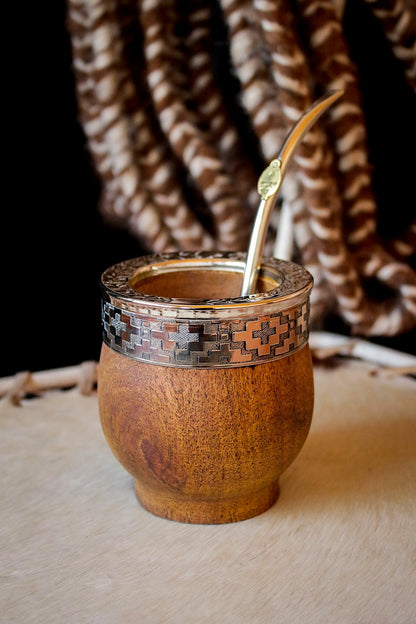 Mate de Algarrobo y Bombilla