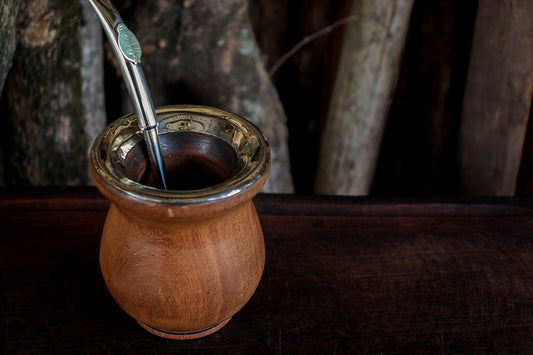 Mate de Algarrobo con Bombilla