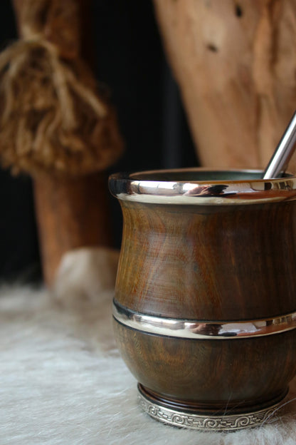 Mate de Palo Santo y Alpaca con Bombilla