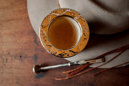 Mate de Cuero, Bronce y Alpaca con Bombillón