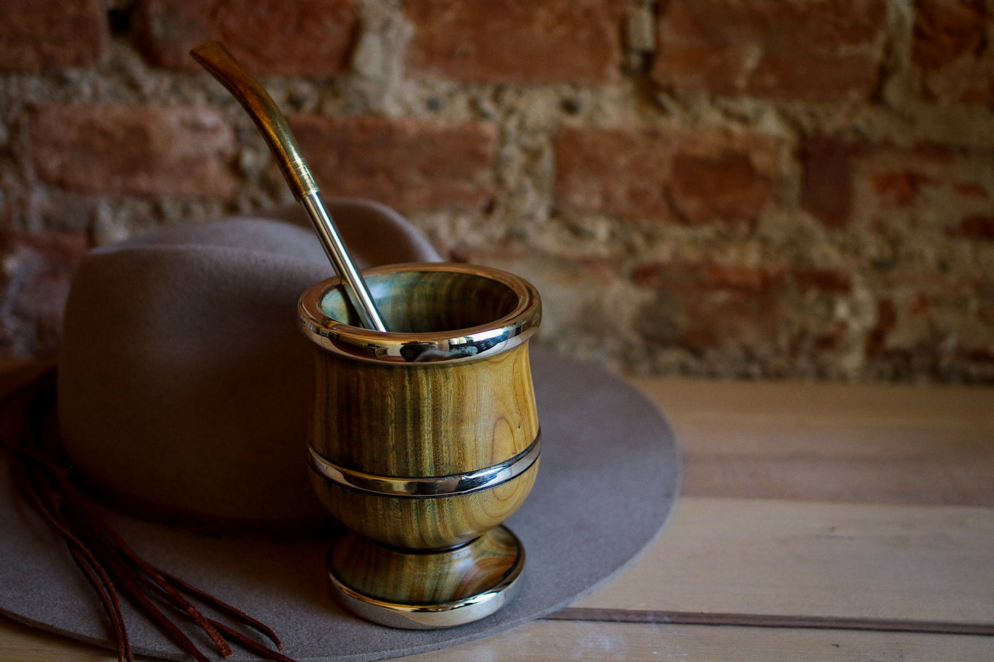 Mate de Palo Santo y Alpaca con Bombilla