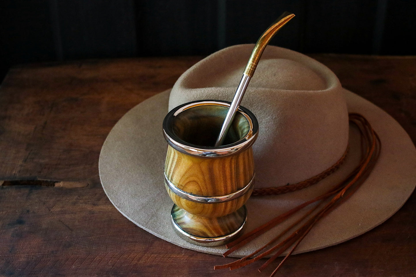 Mate de Palo Santo y Alpaca con Bombilla