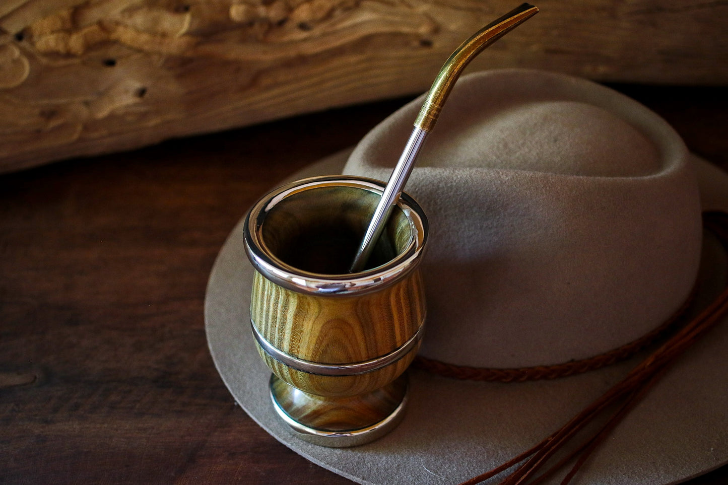 Mate de Palo Santo y Alpaca con Bombilla