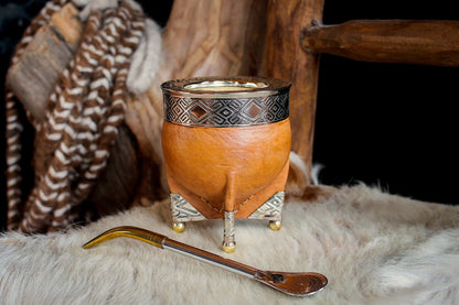 Imperial Cuero, Alpaca y Bronce con Bombilla