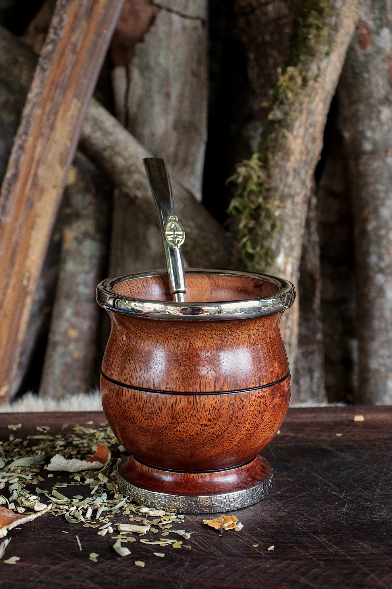 Mate de Algarrobo y Alpaca con Bombilla