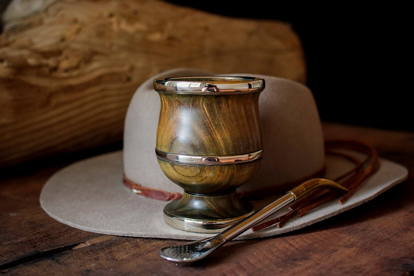 Mate de Palo Santo y Alpaca con Bombilla