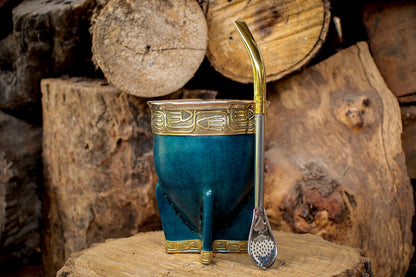 Imperial Cuero cincelado en Bronce con Bombilla