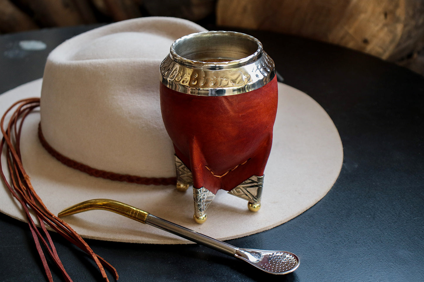 Mate de Cuero y Alpaca con Bombillón