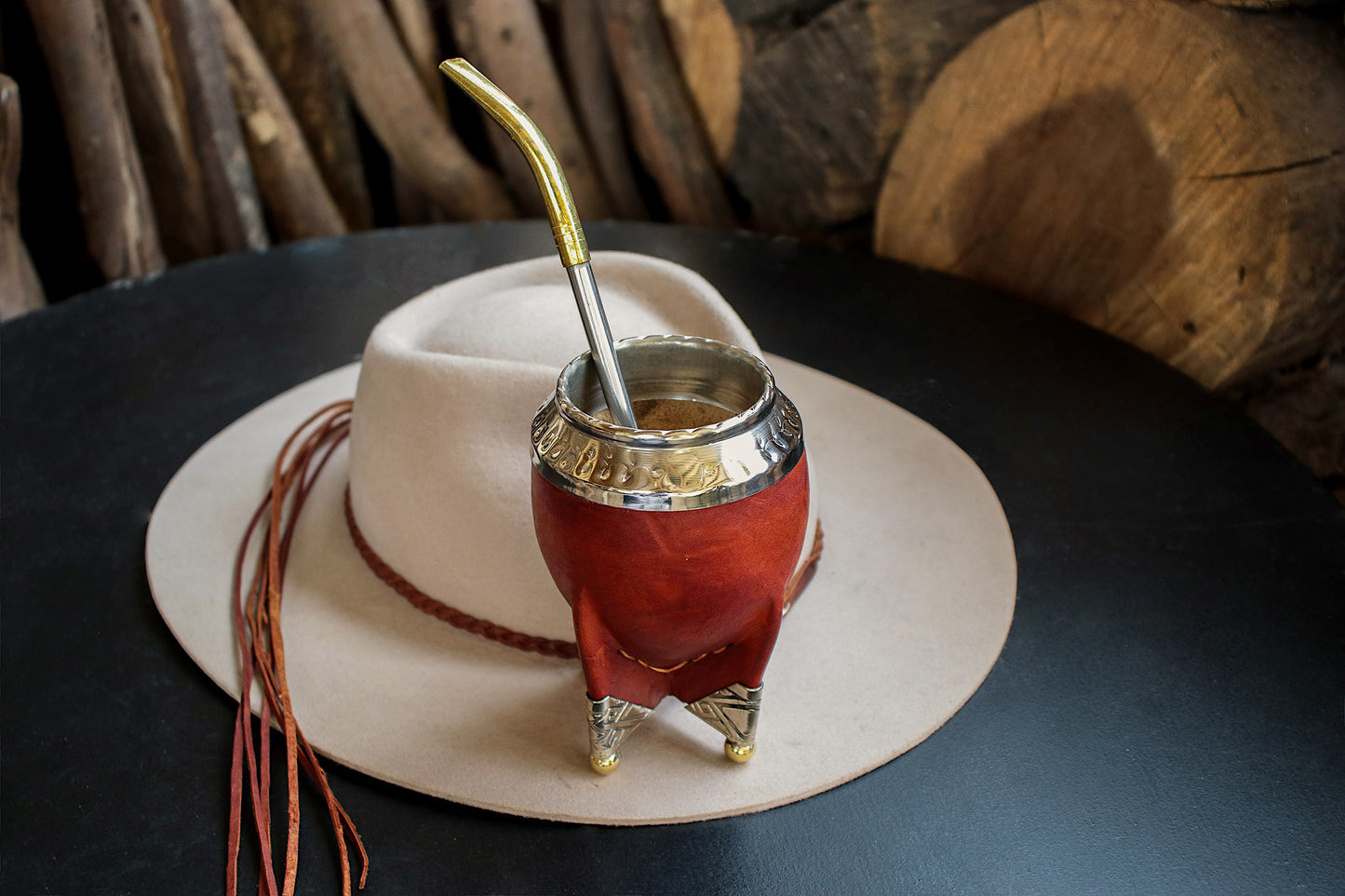 Mate de Cuero y Alpaca con Bombillón