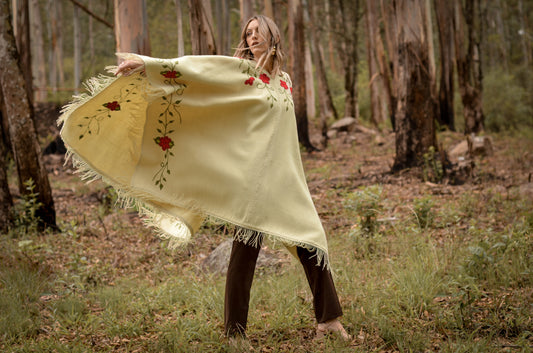 Embroidered Poncho "Villaguay" Creole Loom