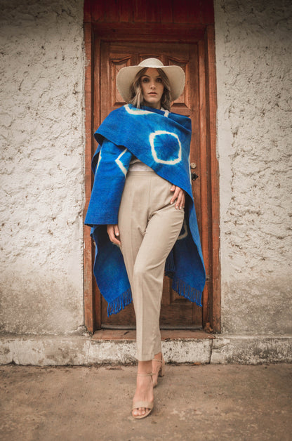 Poncho "Viamonte II" Obra en Telar Criollo