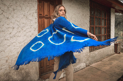Poncho "Viamonte II" Obra en Telar Criollo