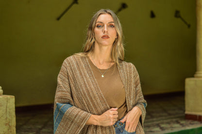 Ruana "Humahuak" Hilos Llama Baby en Telar