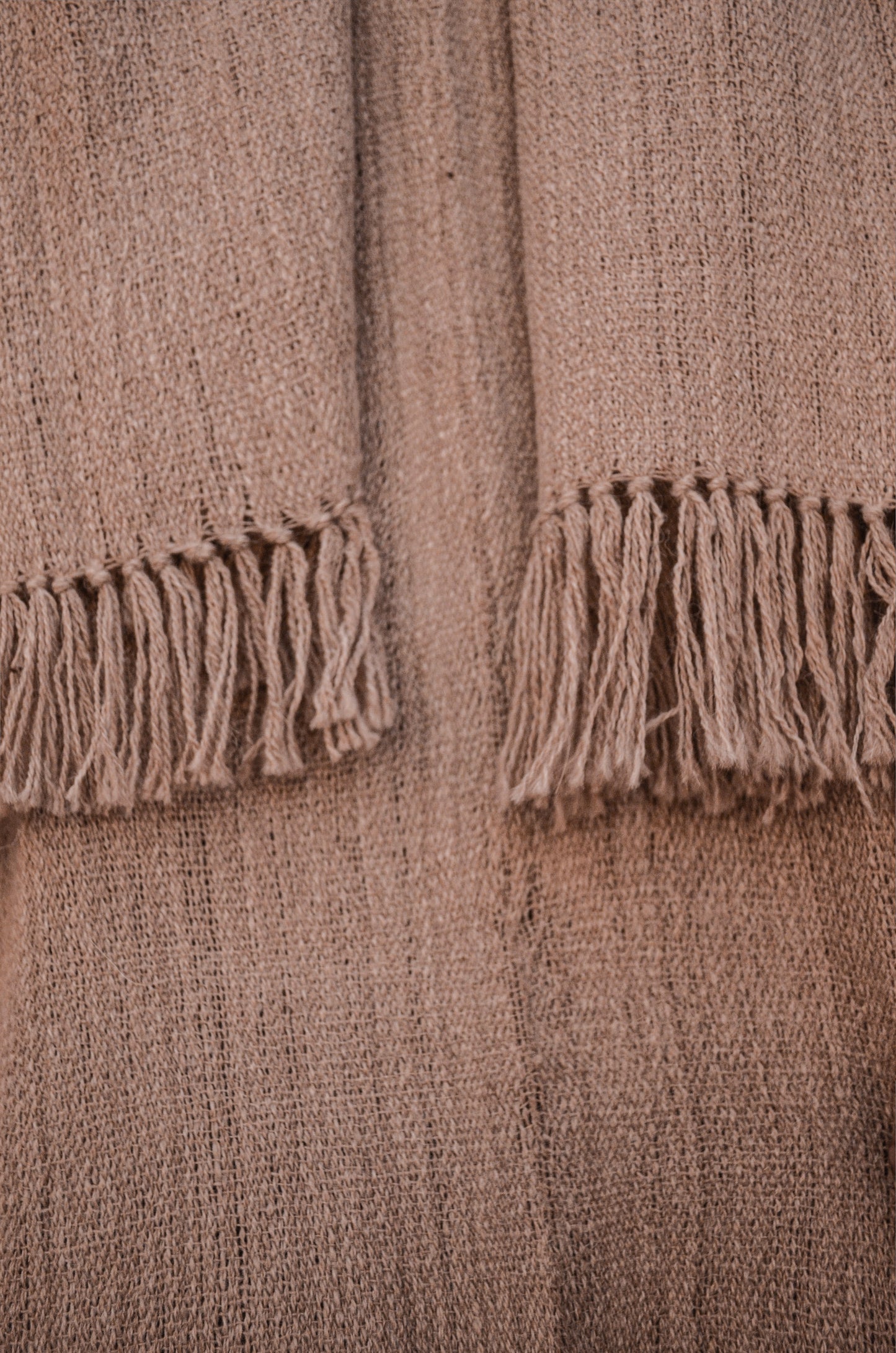 CAFAYATE Ruana Llama Threads Loom