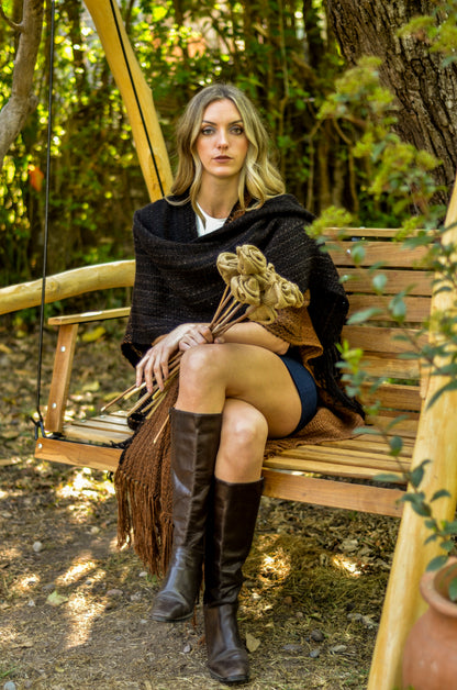 Ruana PEHUEN Llama Baby Loom