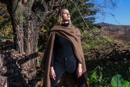 SANTA CRUZ Cloak Llama Threads on Loom