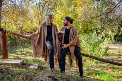 SANTA CRUZ Open Llama Poncho 