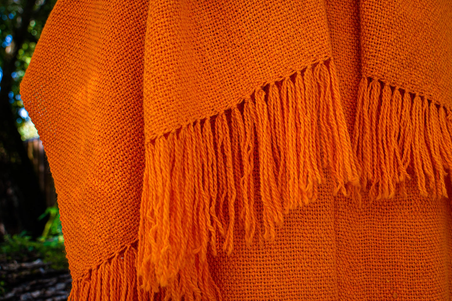 Ruana ITAQUÍ llama Threads on Loom
