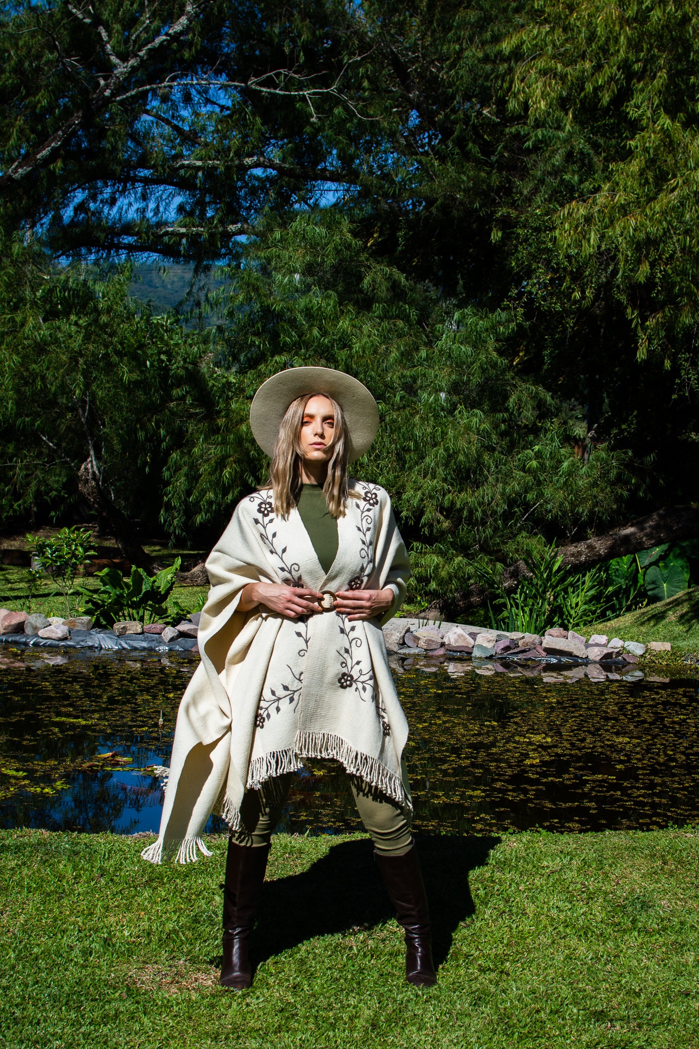 Poncho "Lavalle" Work in Creole Loom