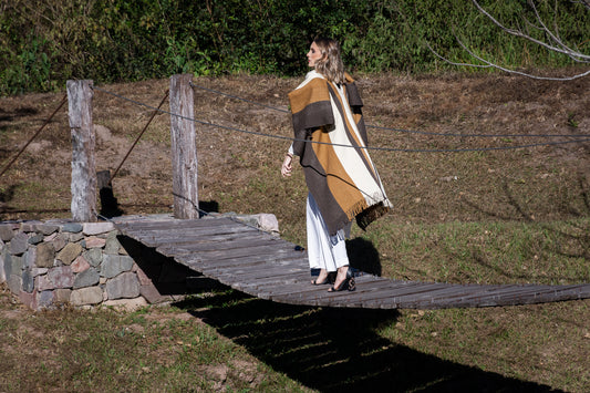 Poncho "Lavalle" Work in Creole Loom