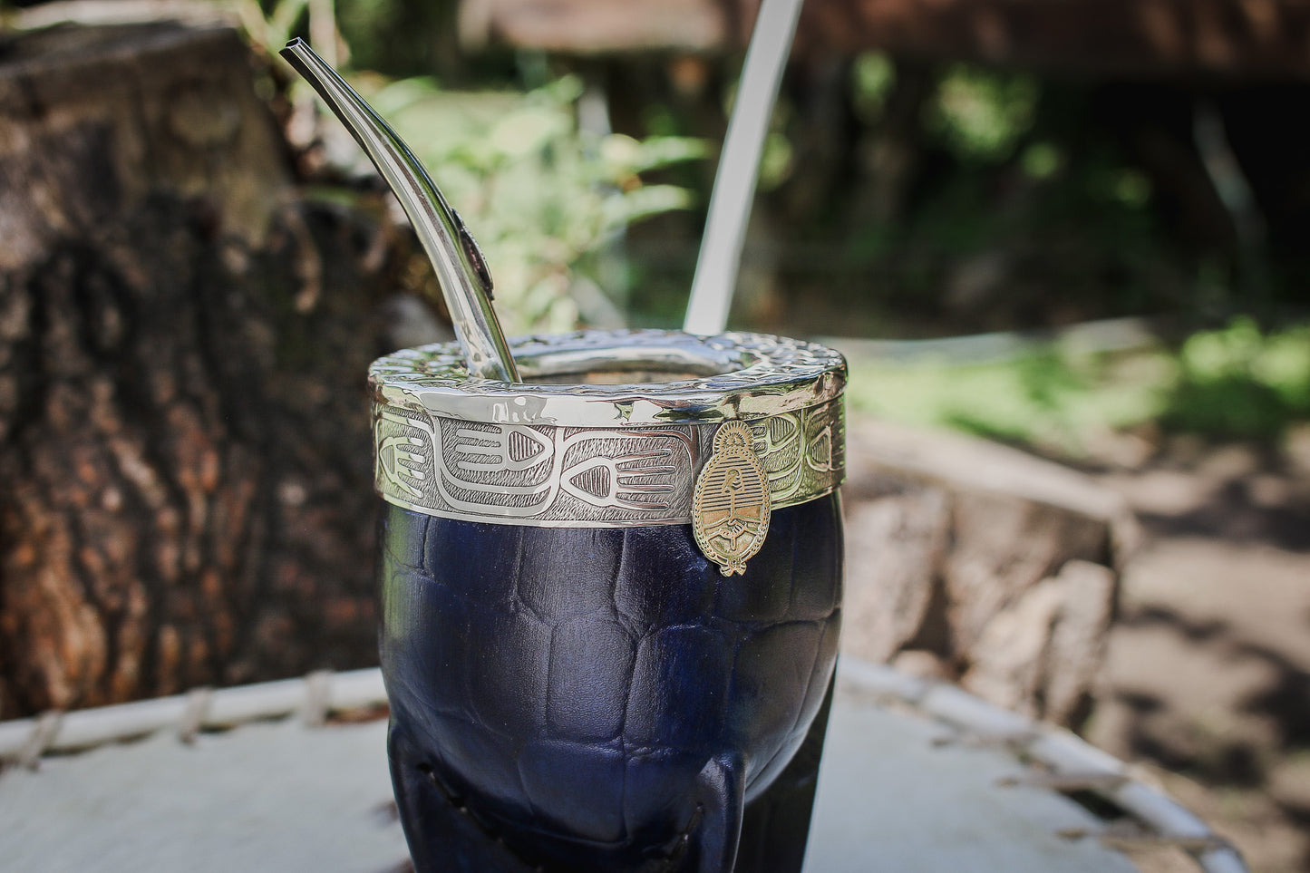 Mate Imperial de Cuero y Alpaca con Escudo Bronce