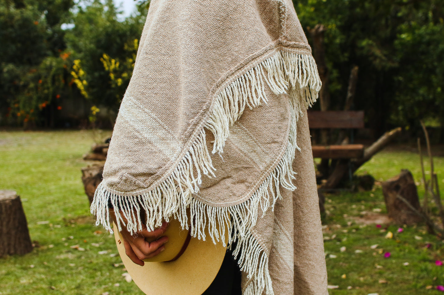 Poncho “ San Carlo” de Hilos de Oveja