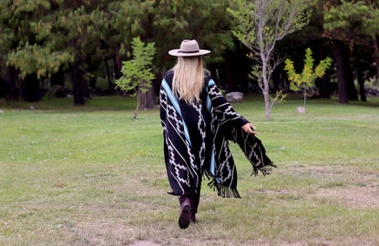 Poncho "Lavalle" Work in Creole Loom