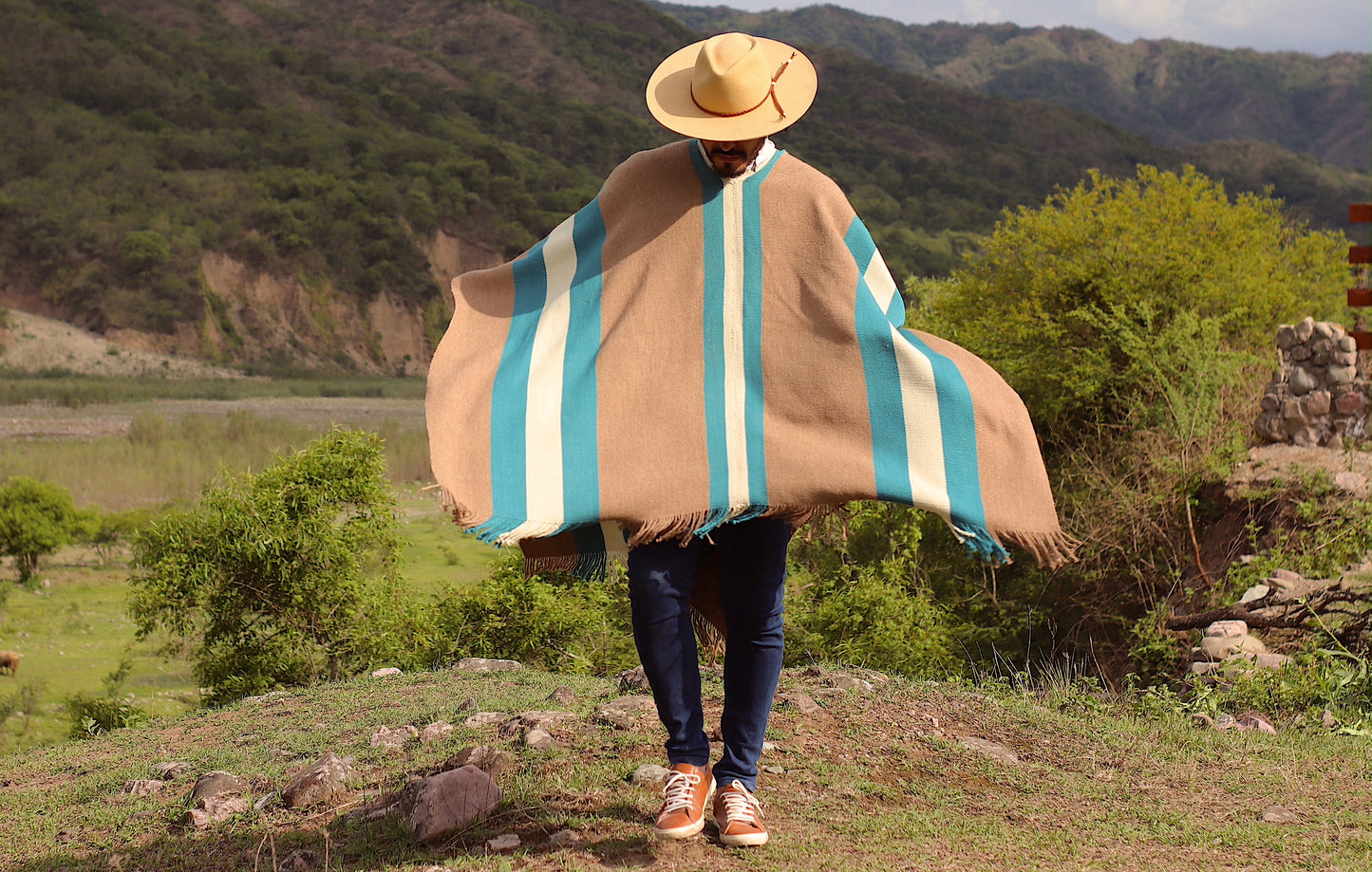 Poncho "Necochea" Creole Loom