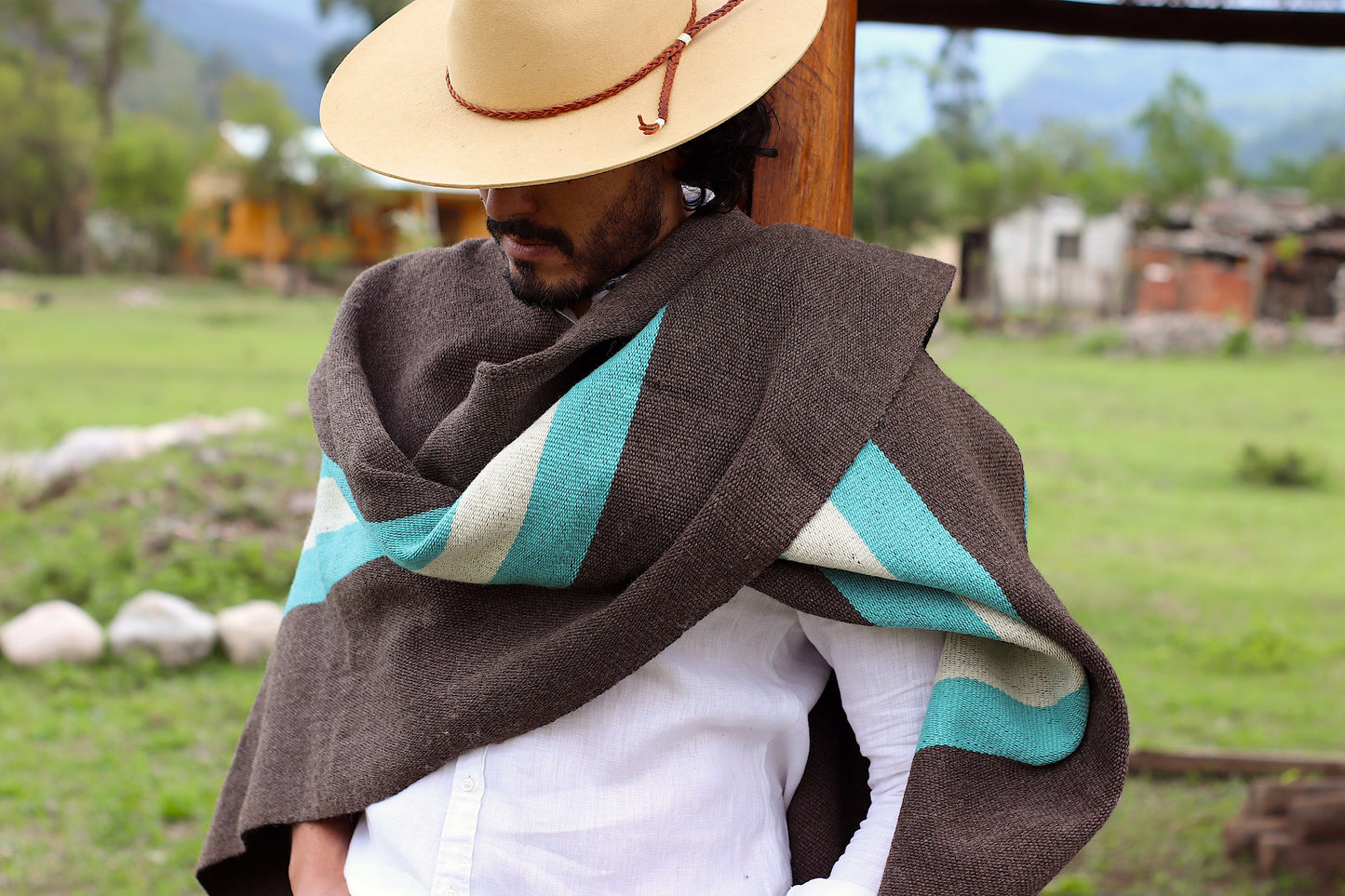 Poncho "Alvear" Creole Loom