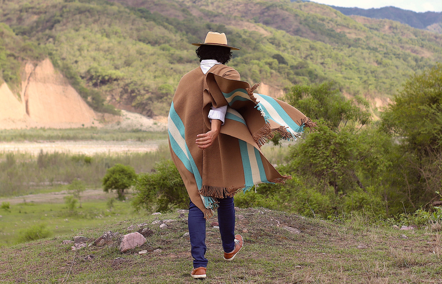 Poncho "Belgrano" Creole Loom