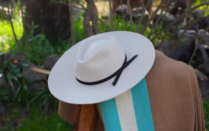 Sombrero Fieltro Marfil Nro57