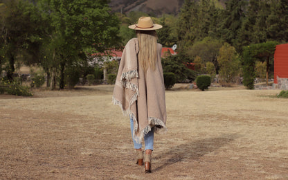 Poncho “San Carlo” Hilos de Oveja