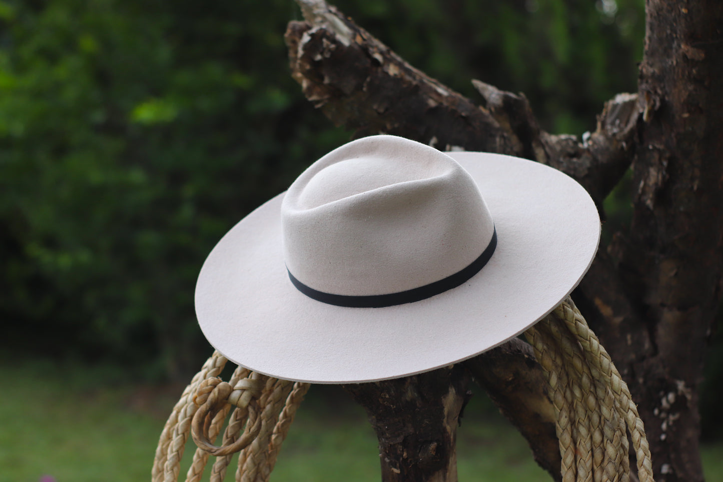 South Raw Hat No. 57.5