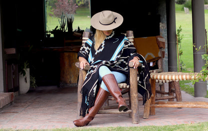 Poncho "Lavalle" Work in Creole Loom