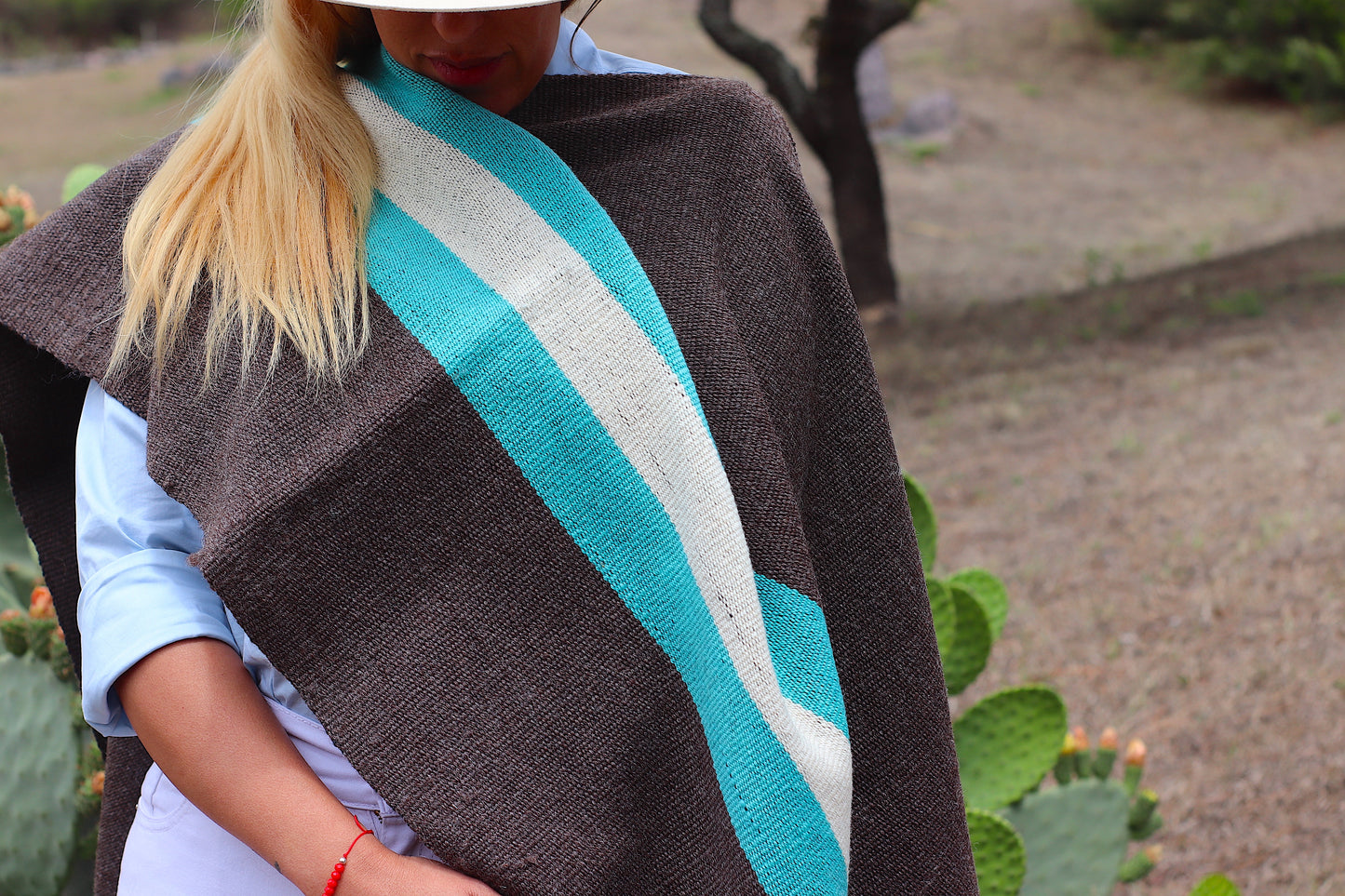 Poncho "Alvear" Creole Loom