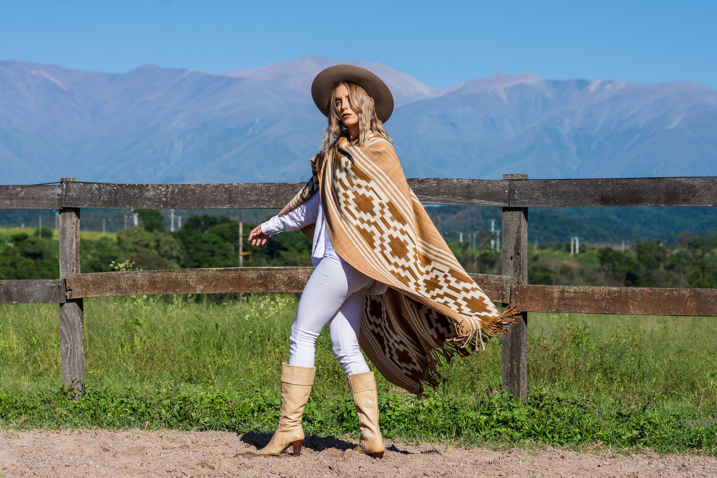 Poncho "Lavalle" Work in Creole Loom